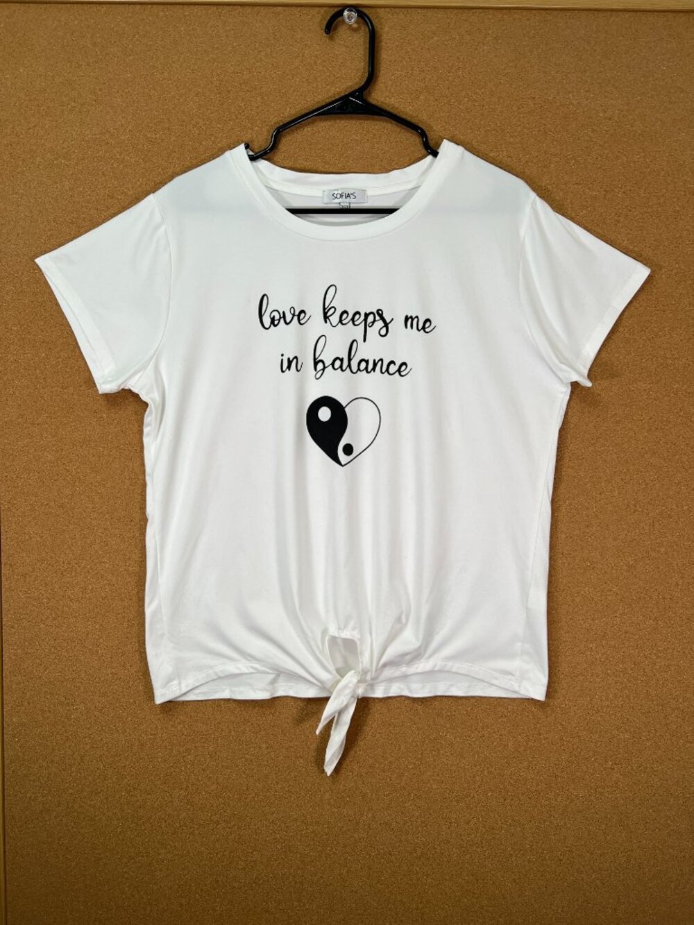 Sofia's Women T-shirt Top 2XL White Short Sleeve Crew Neck Graphic Tee NWOT